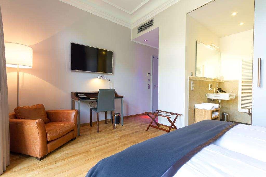 Qube Hotel Bahnstadt Heidelberg Oda fotoğraf