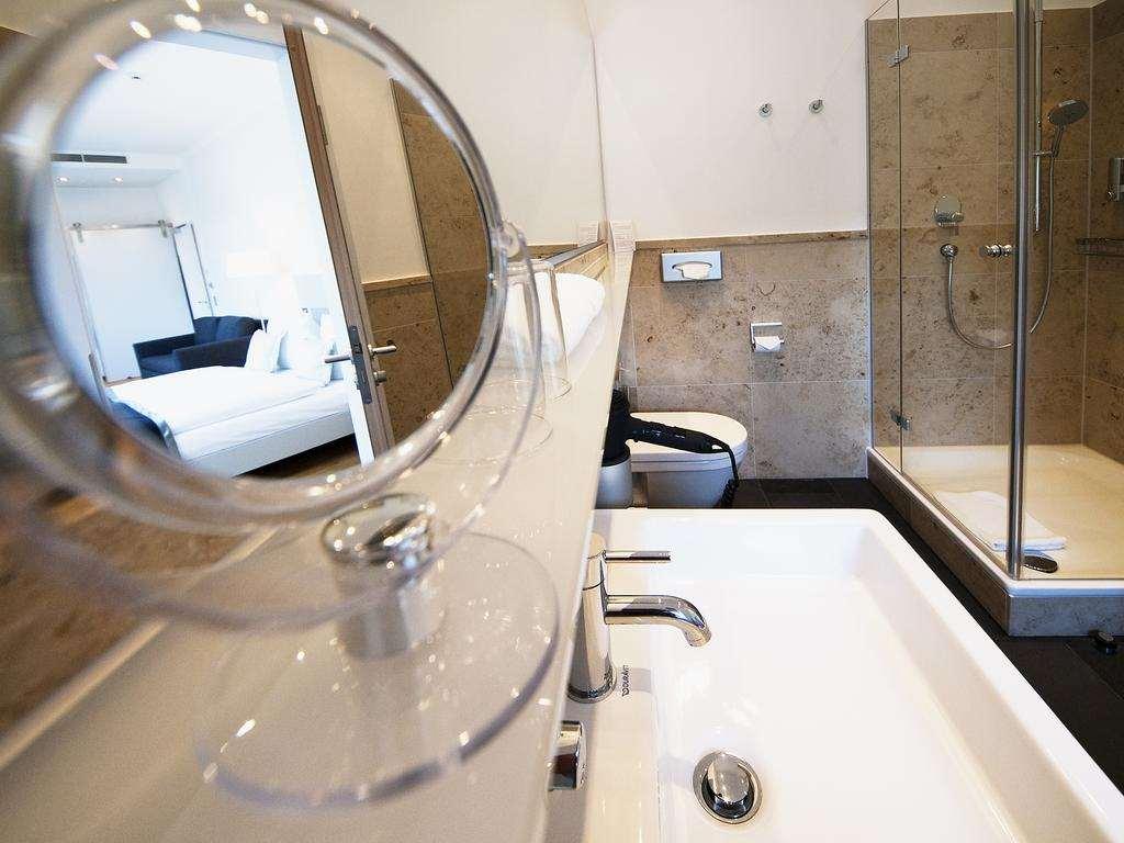 Qube Hotel Bahnstadt Heidelberg Oda fotoğraf