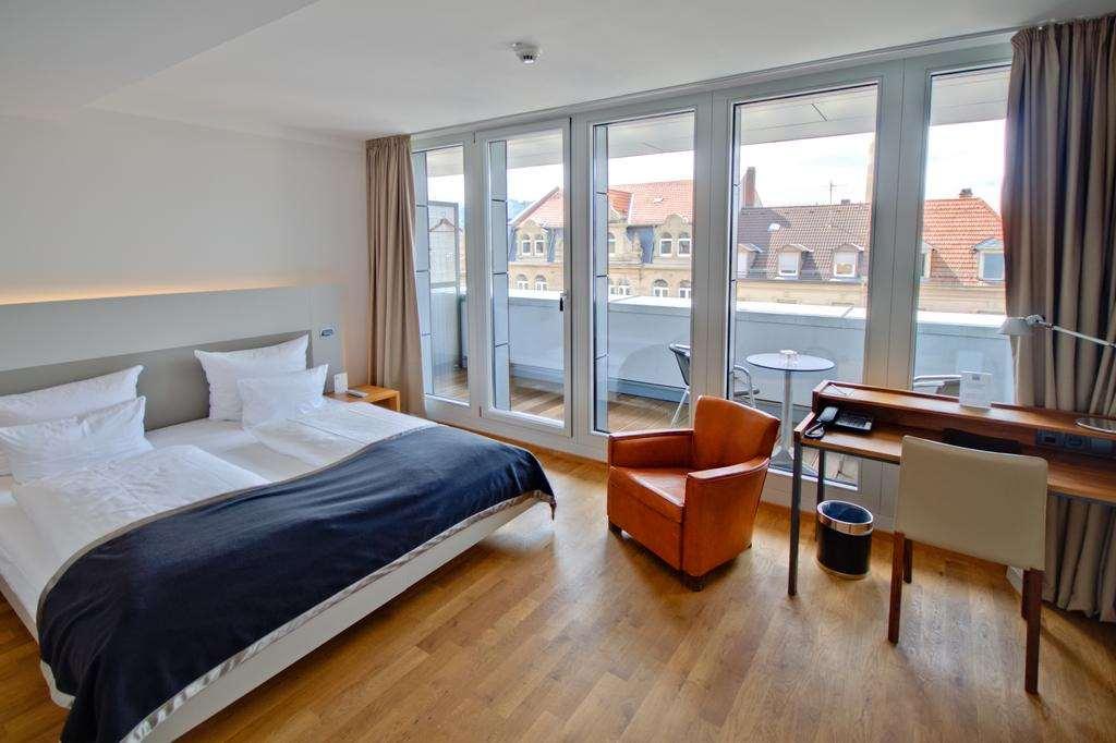 Qube Hotel Bahnstadt Heidelberg Oda fotoğraf